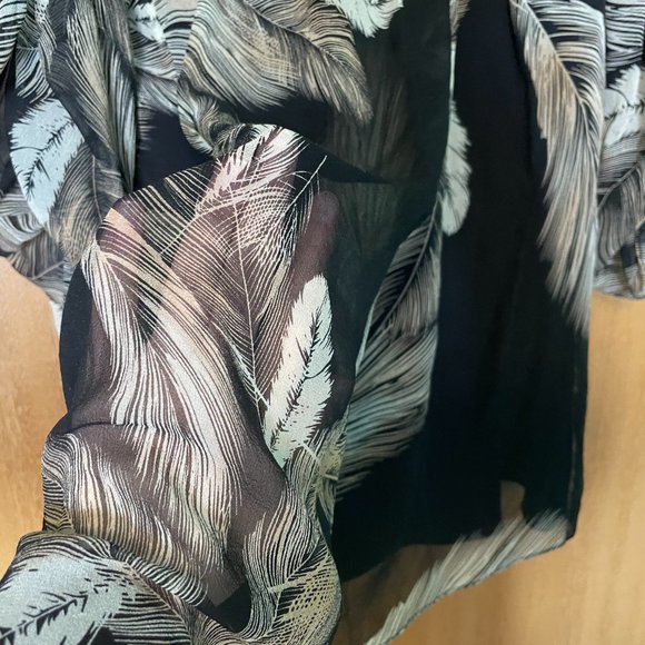 Diane von Furstenberg Feather Pattern Silk Tunic Blouse - Picture 5 of 7